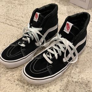 Men’s Black High Top Vans